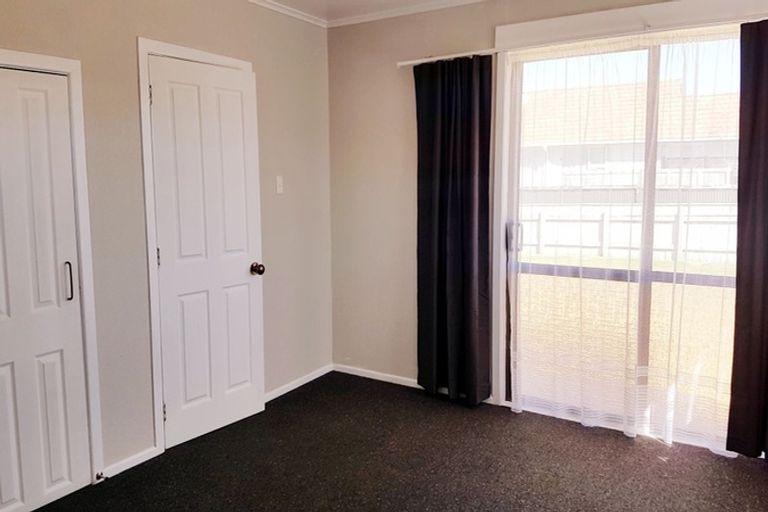 Photo of property in 56 Strange Street, Waitara, 4320