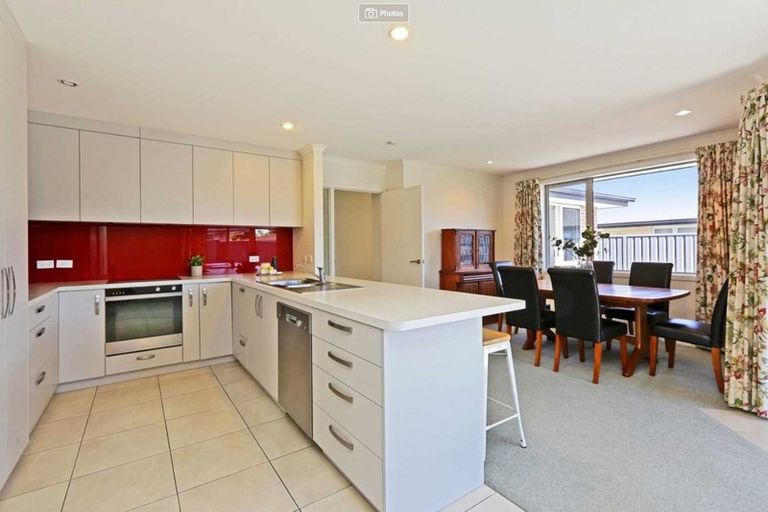 Photo of property in 85a Napier Road, Havelock North, 4130