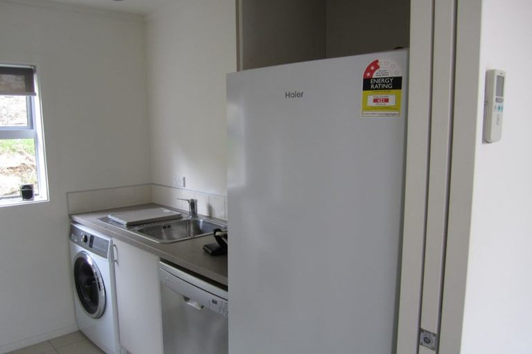 Photo of property in 6/10 Thurleigh Grove, Karori, Wellington, 6012