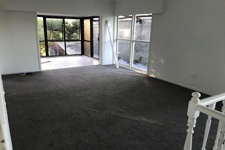 Photo of property in 217 Sturges Road, Henderson, Auckland, 0612