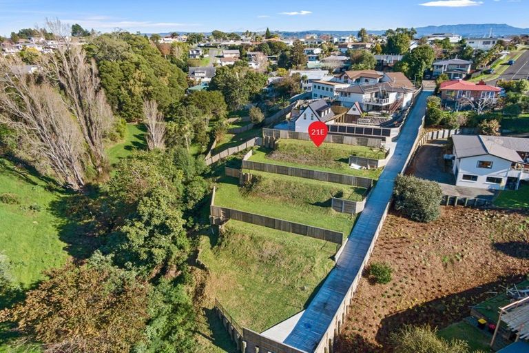 Photo of property in 21c Glenn Terrace, Otumoetai, Tauranga, 3110