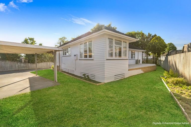 Photo of property in 102 Holland Road, Fairfield, Hamilton, 3214