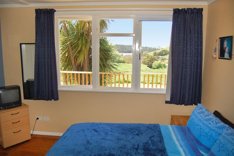 Photo of property in 70 James Road, Maungaturoto, 0587