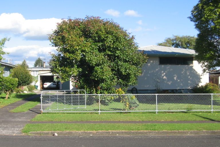 Photo of property in 3 Charles Street, Tokoroa, 3420