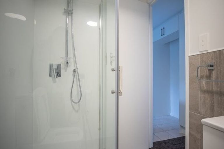 Photo of property in 25 Alton Avenue, Hillcrest, Auckland, 0627