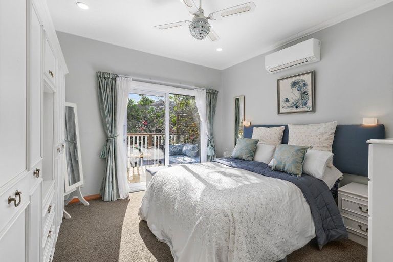 Photo of property in 34 Cavendish Square, Strathmore Park, Wellington, 6022