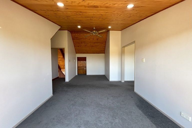 Photo of property in 62b Mcrobbie Road, Kingseat, Papakura, 2580