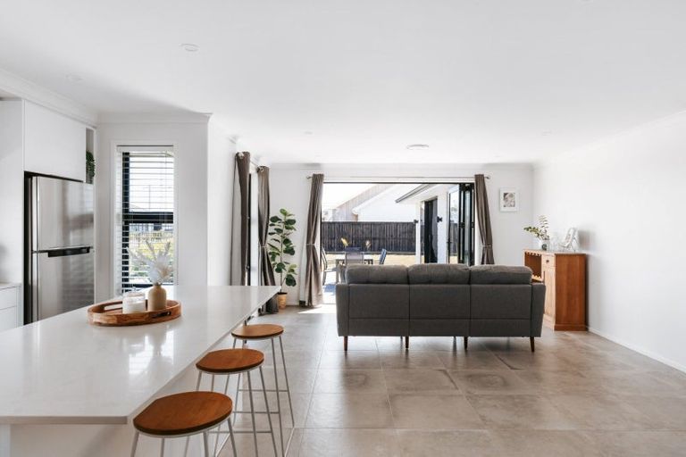 Photo of property in 51 Manawa Road, Papamoa Beach, Papamoa, 3118