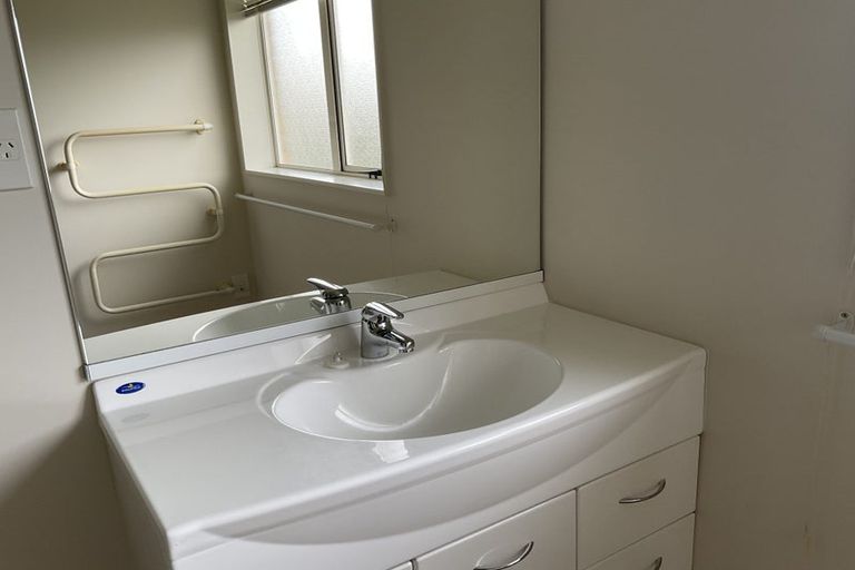 Photo of property in Holdsworth Villas, 26/2 William Donald Drive, Solway, Masterton, 5810