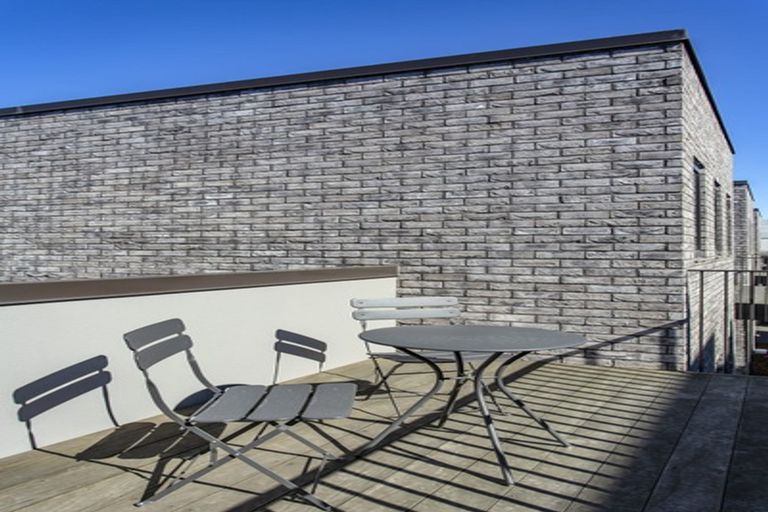 Photo of property in 4/212 Hereford Street, Christchurch Central, Christchurch, 8011