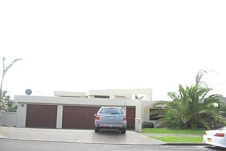 Photo of property in 26 Lamia Place, The Gardens, Auckland, 2105