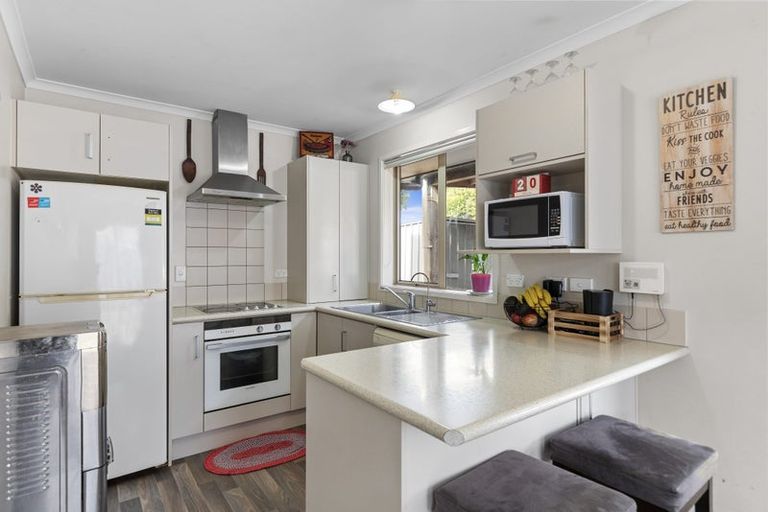 Photo of property in 96 Holland Road, Fairfield, Hamilton, 3214