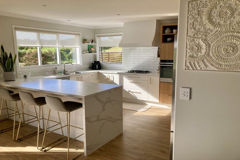 Photo of property in 7 Fernbird Grove, Kerikeri, 0294