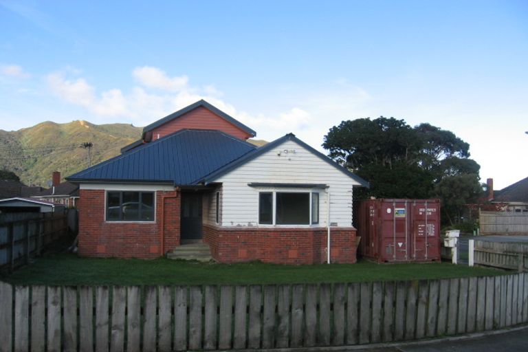 Photo of property in 99 Cambridge Terrace, Waterloo, Lower Hutt, 5011