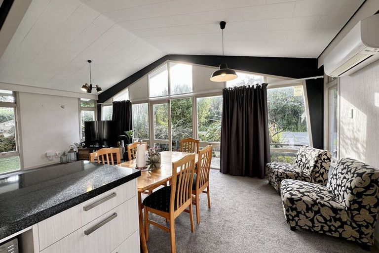 Photo of property in 15 Rakiura Parade, Otatara, Invercargill, 9879