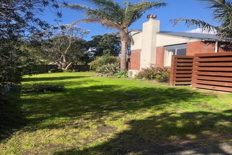 Photo of property in 10 Rakatau Place, Ruakaka, 0116