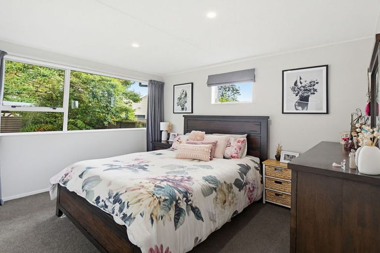 Photo of property in 6 Escort Grove, Awapuni, Palmerston North, 4412