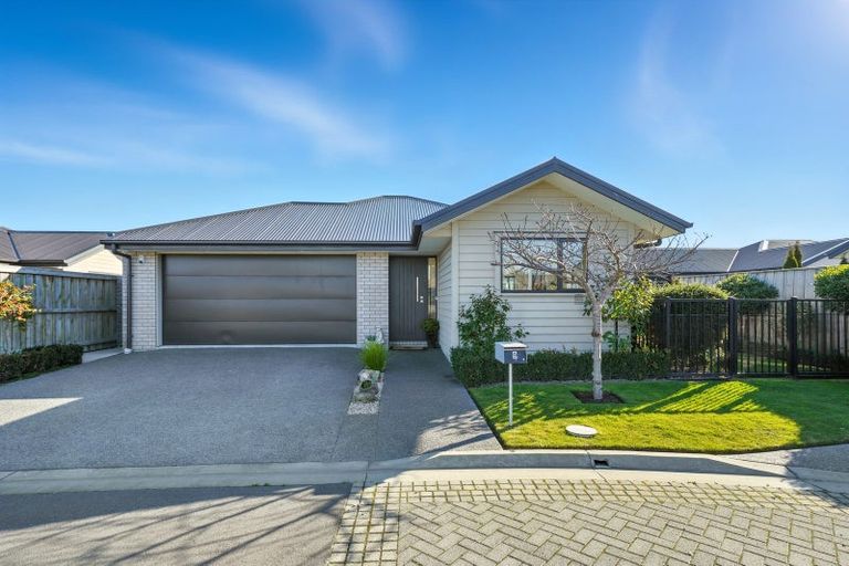 Photo of property in 9 Tutton (pvt) Mews, Rangiora, 7400