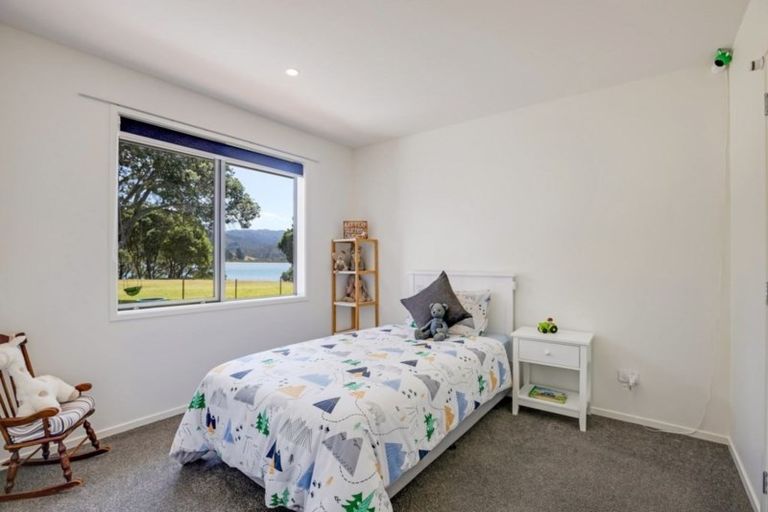 Photo of property in 71 Tangiteroria Lane, Pauanui, Hikuai, 3579