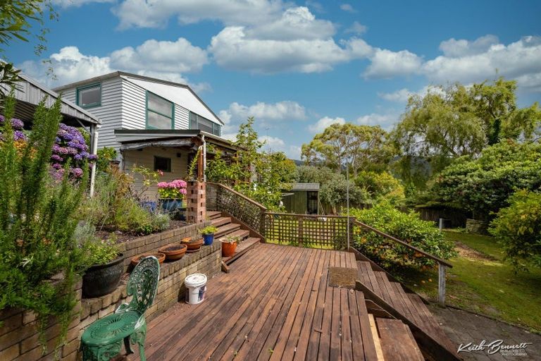 Photo of property in 46 Dowling Grove, Silverstream, Upper Hutt, 5019