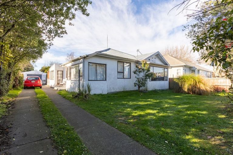 Photo of property in 154 Selwyn Street, Somerfield, Christchurch, 8024