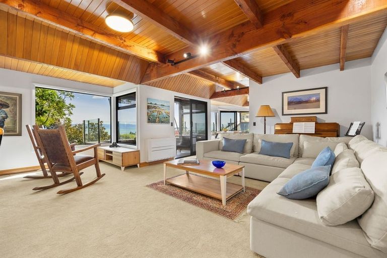 Photo of property in 2 The Cliffs, Britannia Heights, Nelson, 7010