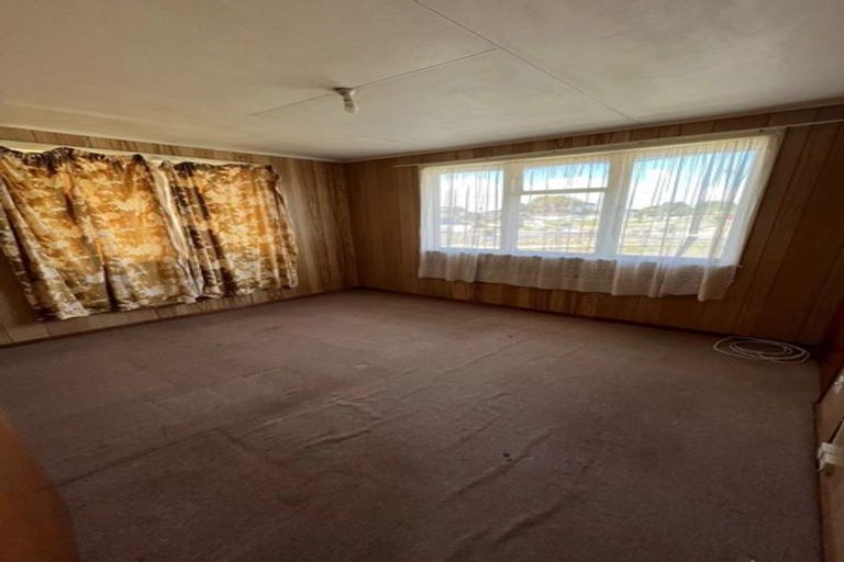 Photo of property in 15 Mayflower Close, Mangere East, Auckland, 2024