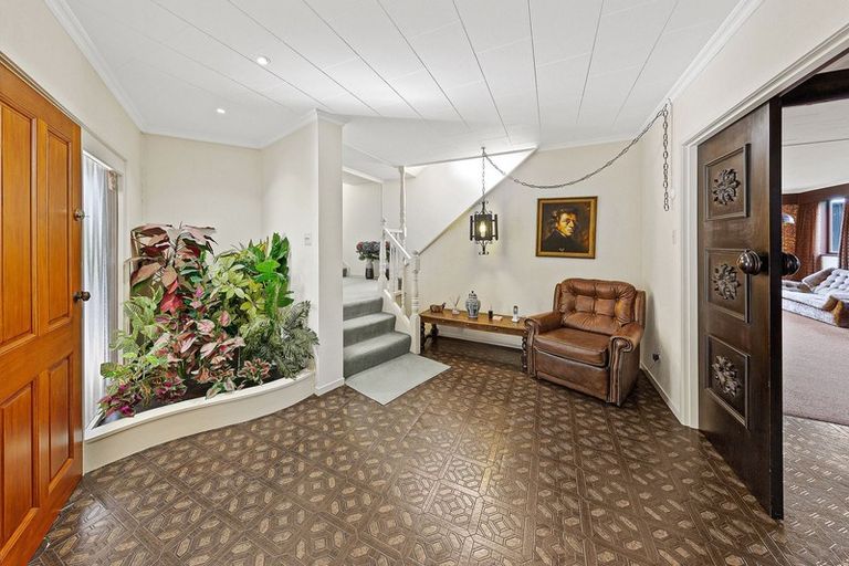 Photo of property in 6 Halcyon Place, Papatoetoe, Auckland, 2025