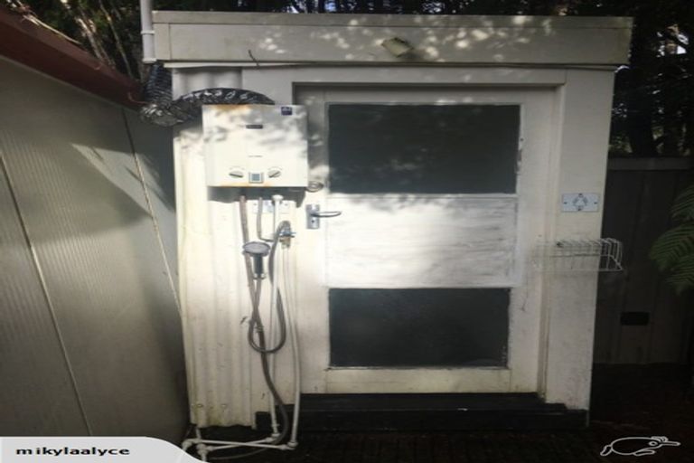 Photo of property in 63 Tram Road, Swanson, Auckland, 0614