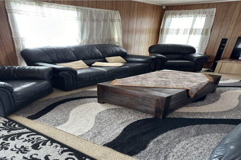 Photo of property in 32 Aberfeldy Avenue, Highland Park, Auckland, 2010