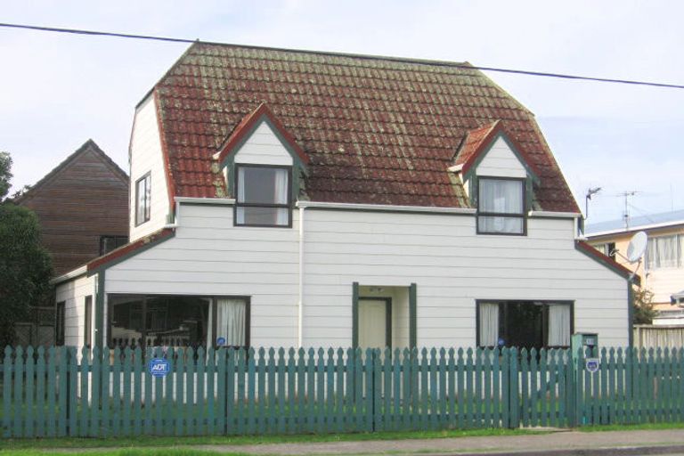 Photo of property in 18 Tama Street, Alicetown, Lower Hutt, 5010