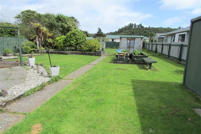 Photo of property in 102 Marsden Road, Greymouth, 7805
