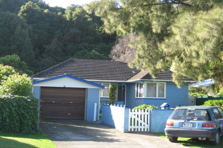 Photo of property in 31 Gillespies Road, Birchville, Upper Hutt, 5018