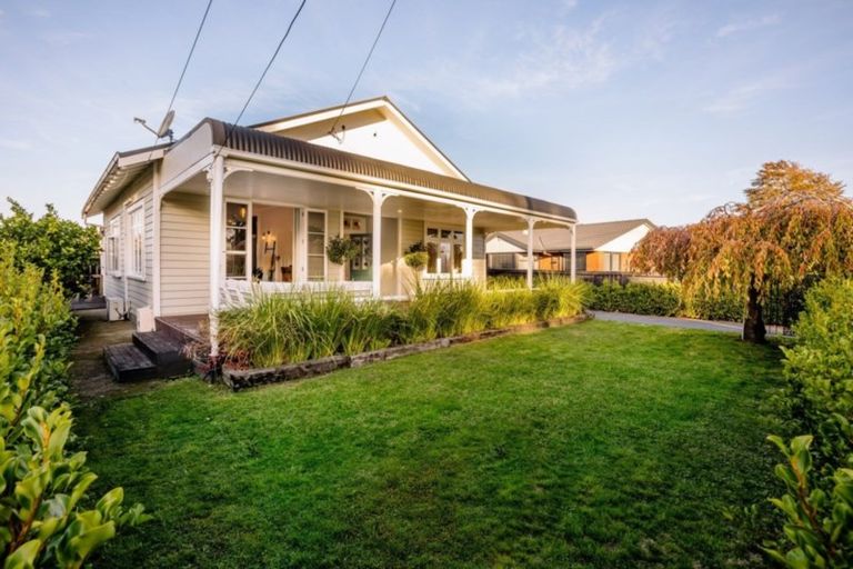 Photo of property in 122 Victoria Street, Cambridge, 3434