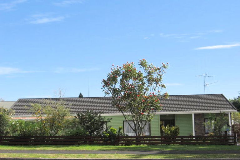 Photo of property in 81 Esmeralda Street, Welcome Bay, Tauranga, 3112