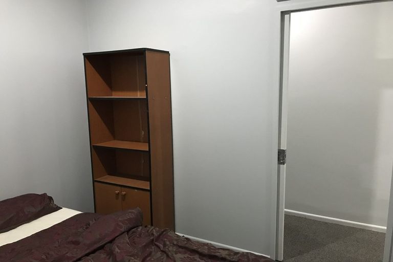 Photo of property in Terrace Garden Apartments, 1e/120 The Terrace, Wellington Central, Wellington, 6011