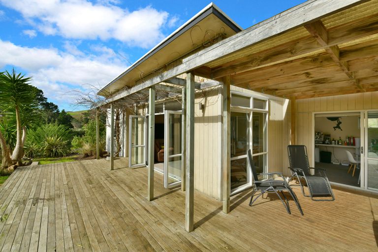 Photo of property in 75c Mick Dillon Road, Tahekeroa, Kaukapakapa, 0873