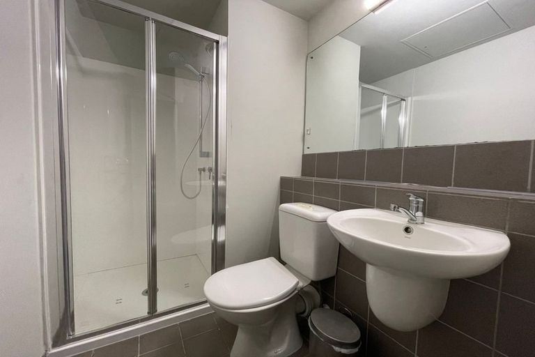 Photo of property in St Paul Apartments, 3b/4 Saint Paul Street, Auckland Central, Auckland, 1010