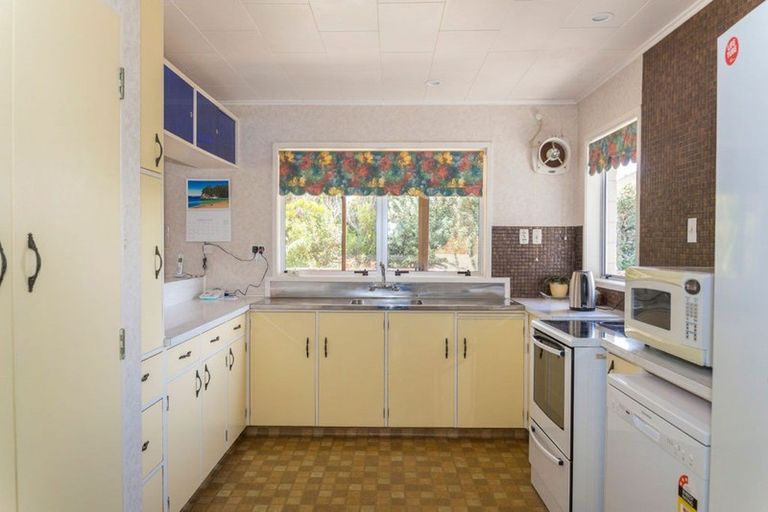 Photo of property in 46 Ruahine Street, Dannevirke, 4930