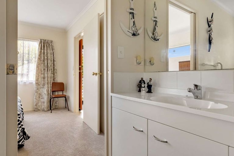 Photo of property in 285 Vaughan Road, Owhata, Rotorua, 3010