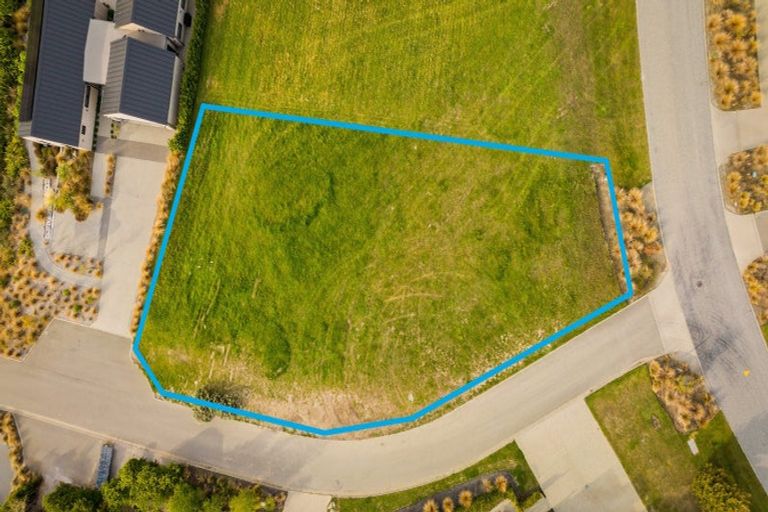 Photo of property in 2 Afton Lane, Jacks Point, Queenstown, 9371