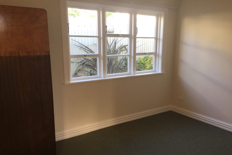 Photo of property in 82 Elizabeth Street, Mount Victoria, Wellington, 6011