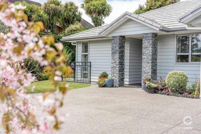 Photo of property in 26 Bob Carter Place, Welcome Bay, Tauranga, 3175