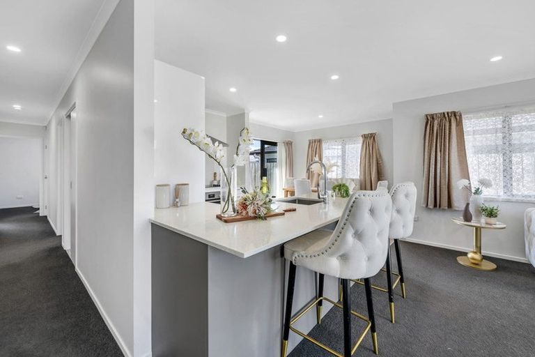 Photo of property in 5 Park Chester Road, Pukekohe, 2120