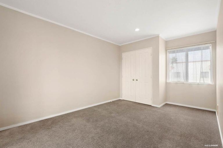 Photo of property in 3 Vitex Lane, Henderson, Auckland, 0612