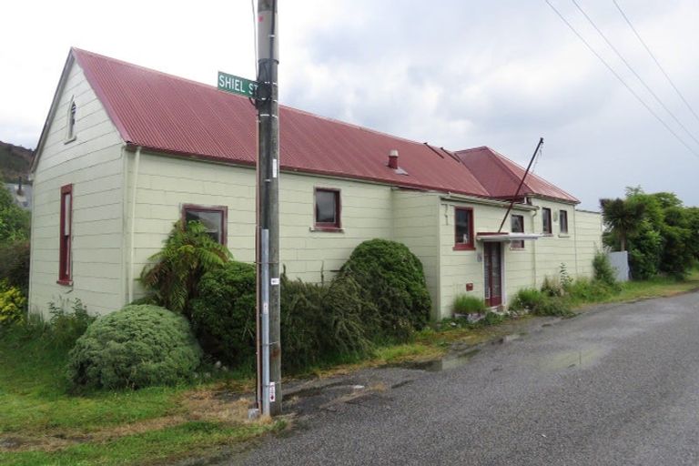Photo of property in 69 Shiel Street, Reefton, 7830
