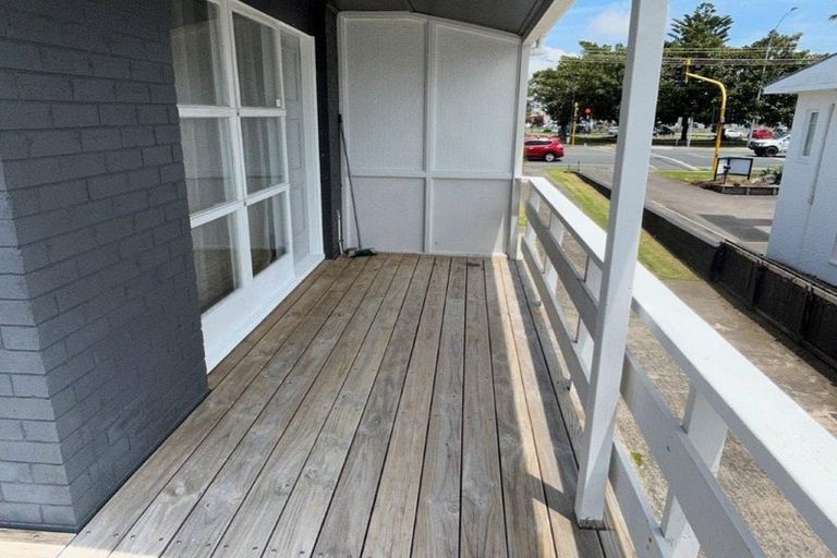 Photo of property in 490 Maunganui Road, Mount Maunganui, 3116