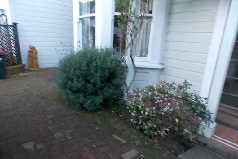 Photo of property in 35a Grant Road, Thorndon, Wellington, 6011