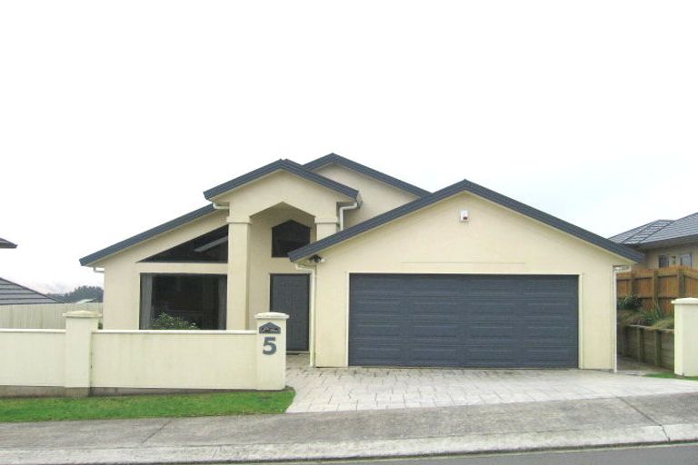 Photo of property in 5 Pigeonwood Lane, Woodridge, Wellington, 6037