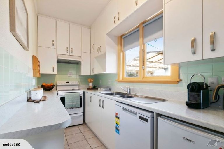 Photo of property in 132 William Street, Petone, Lower Hutt, 5012